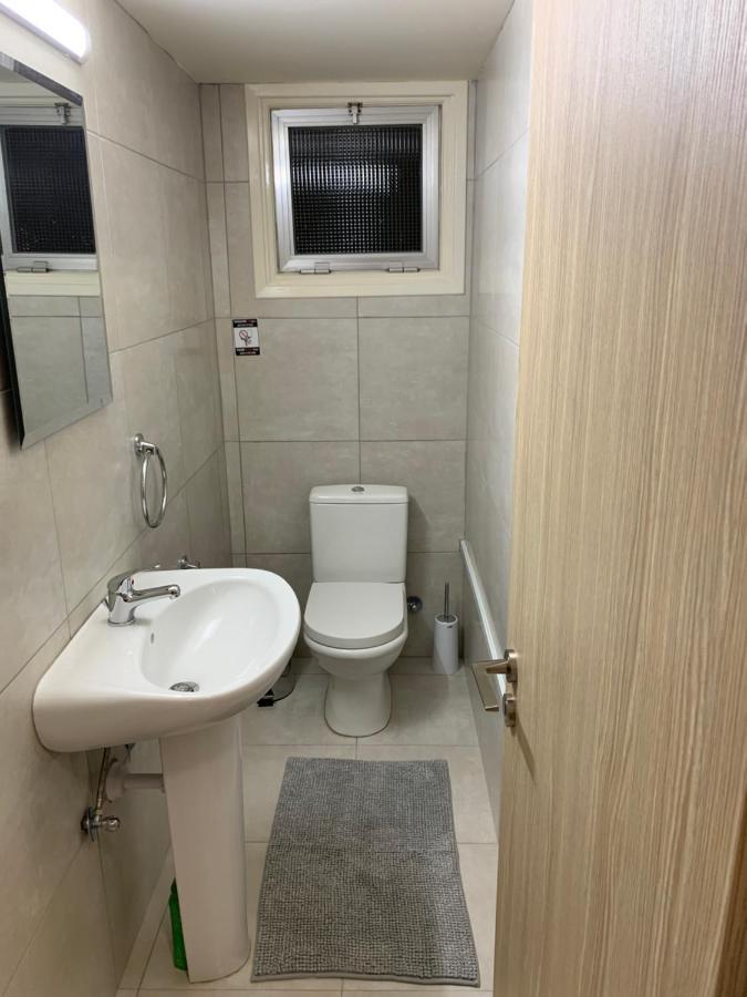 Tony'S Boutique Apartment لارنكا المظهر الخارجي الصورة